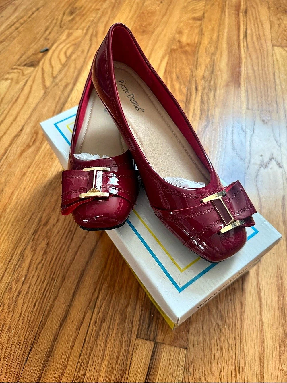 Pierre Dumas Morrie Patent Bow Flats in Burgundy US 7.5